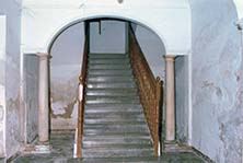 Casa de los marqueses de Cadimo. Arranque escalera. Im&aacute;genes tomadas en 2004.